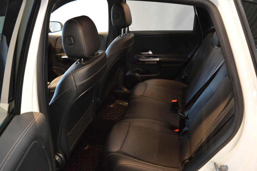 Mercedes-Benz B 180, dragkrok