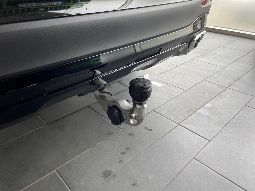 Mercedes-Benz GLC 300 d 4MATIC AMG-EDITION-ADVANCED+NIGHT+AHK