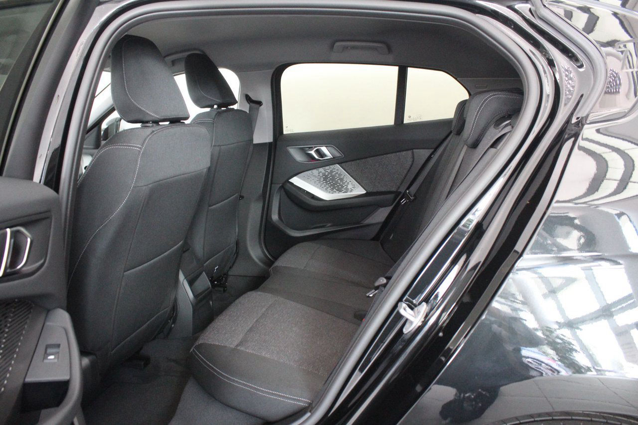 BMW 120 i M Sport Design Automat