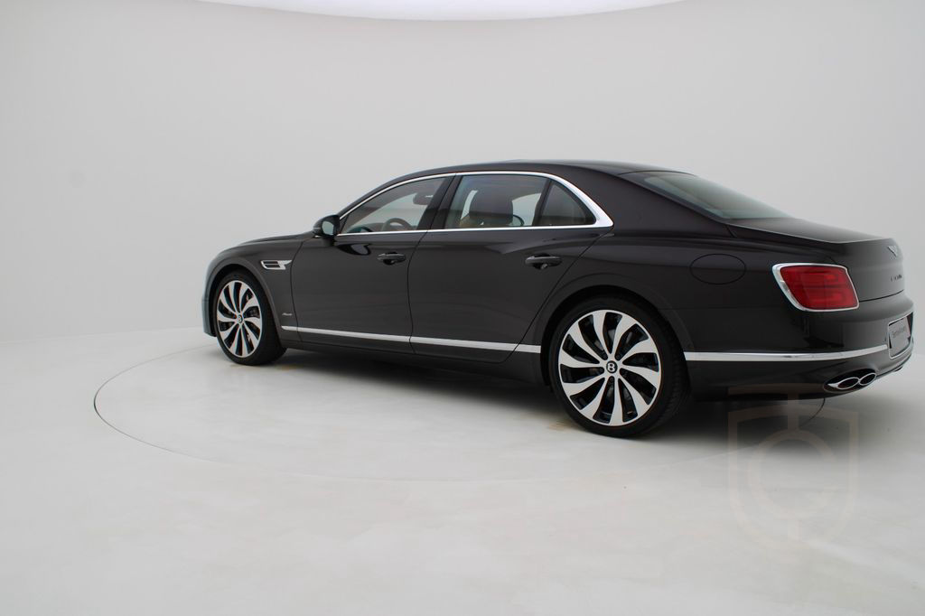 Bentley Flying Spur Azure Hybrid