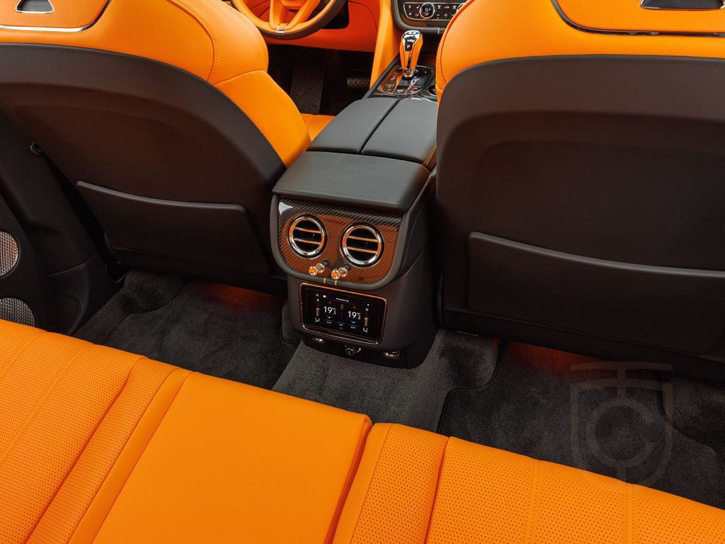 Bentley Bentayga S V8 / Mandarin - Lederfarbe