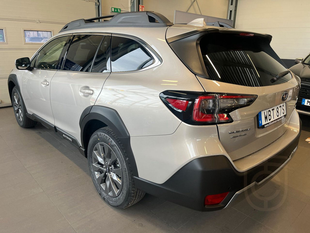Subaru Outback 2.5 4WD XFuel Limited Lineartronic