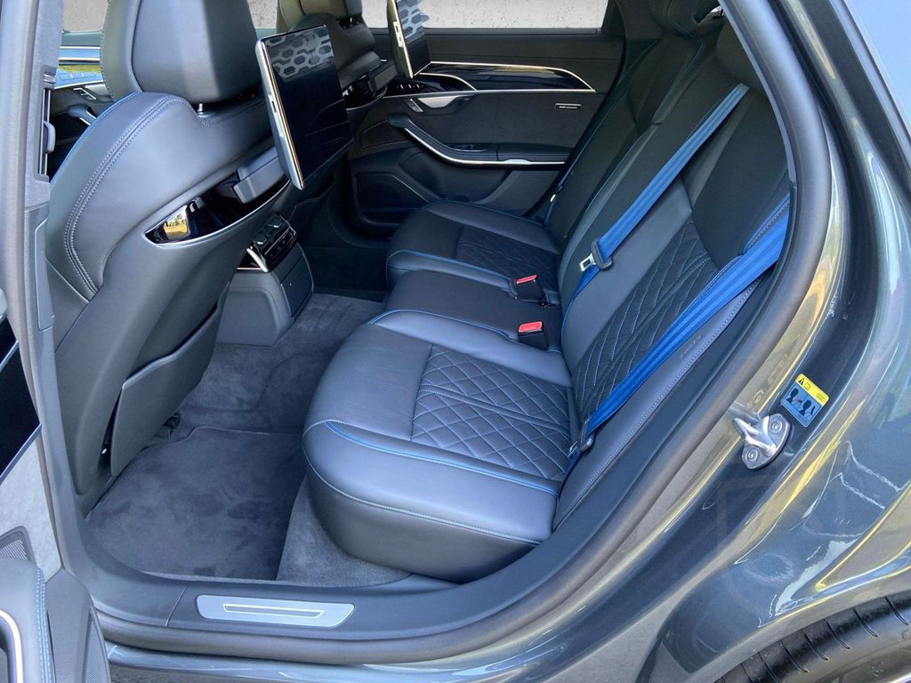 Audi A8 60 TFSIe qu. *Dig.-Matrix*Pano*HuD*Air*B&O*