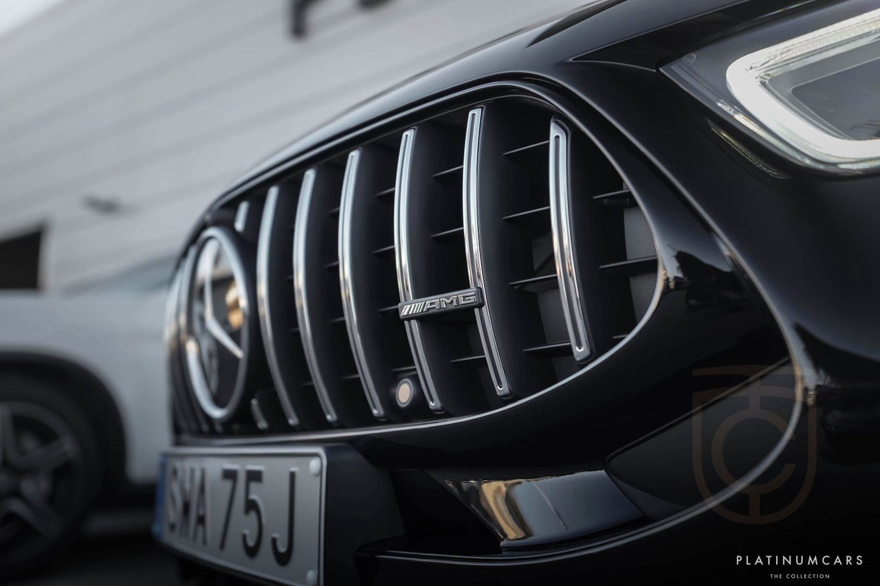 Mercedes-Benz AMG GT 4 43 AMG 4M+