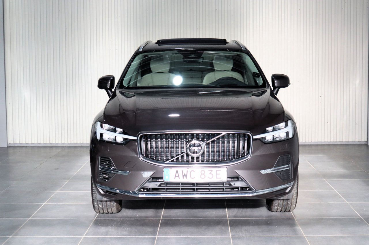 Volvo XC60 Recharge T6 AWD Panorama Inscription 1