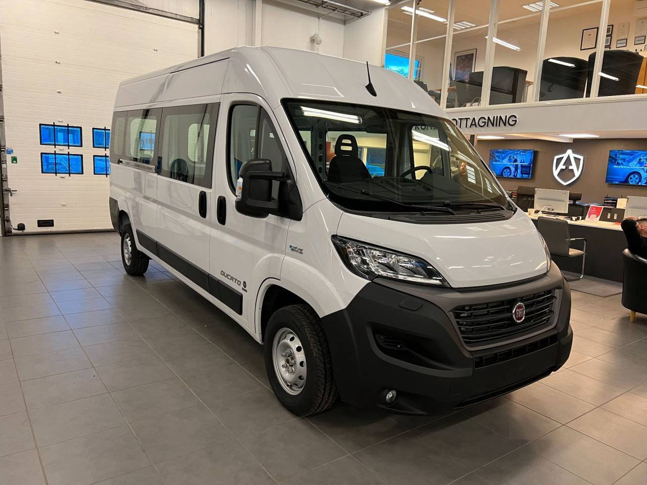 Fiat Ducato Combi 35 3.0 Manual 100kW 2021