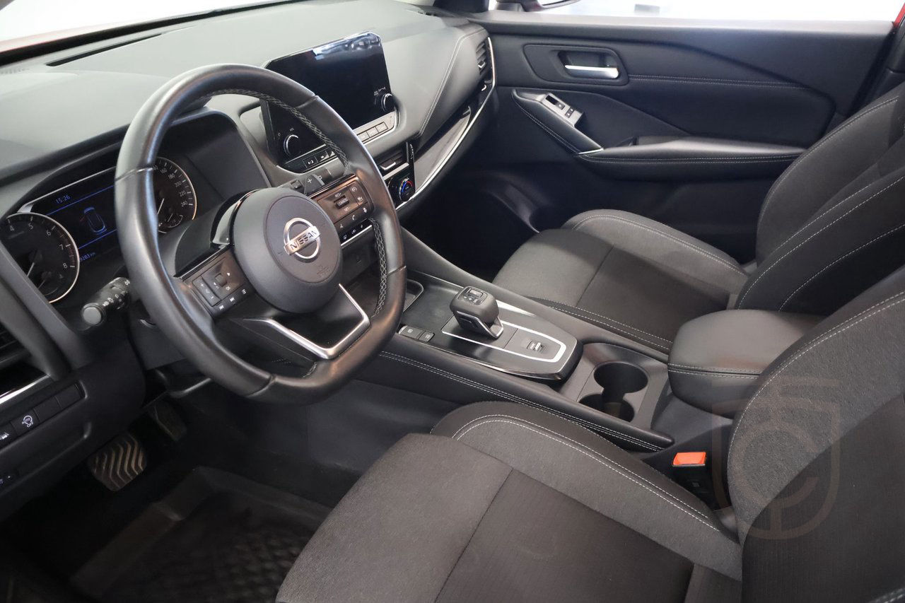 Nissan Qashqai 1.3 DIG-T XTRONIC-CVT N-Connecta