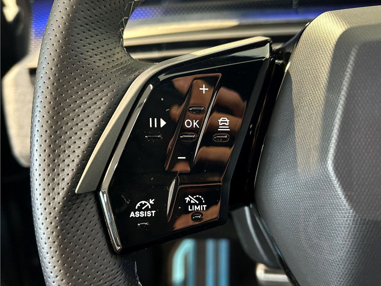 Peugeot 5008 GT Hybrid