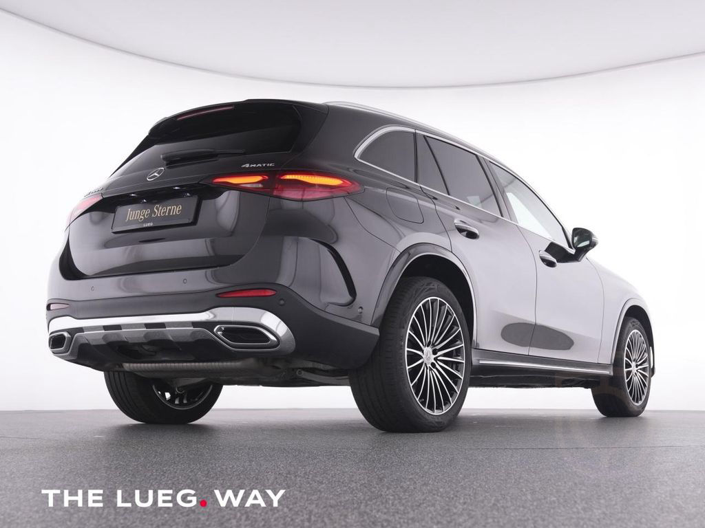 Mercedes-Benz GLC 300 e 4M AMG+MBUX+DLight+AHK+Mem+Keyl+20+360
