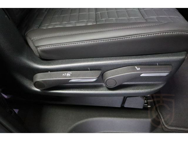 Cadillac Escalade Black Sport Platinum,23Zoll,Klappe,Voll