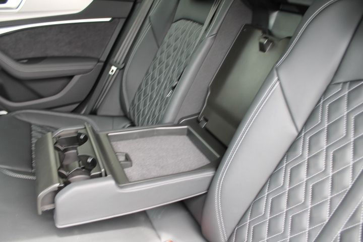 Audi S6 Avant 3.0TDI*MATRIX*NAV*B&O*LUFT*TOP-VIEW*LM2