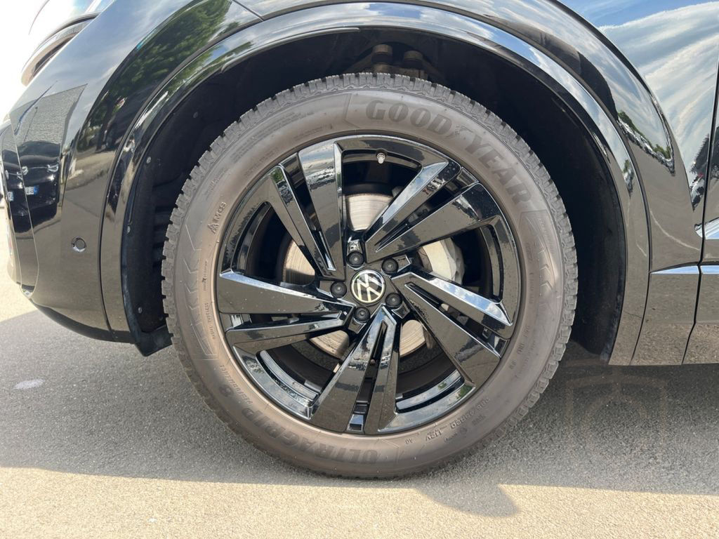 Volkswagen Touareg R-Line 3.0 V6 TDI R-Line 4Motion Tiptron
