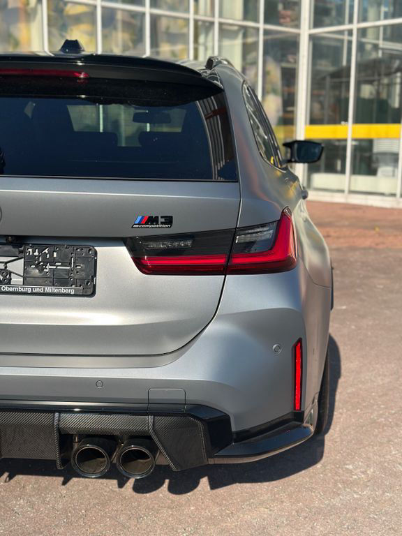 BMW M3 Touring xDrive Competition Frozen Grey Carbon
