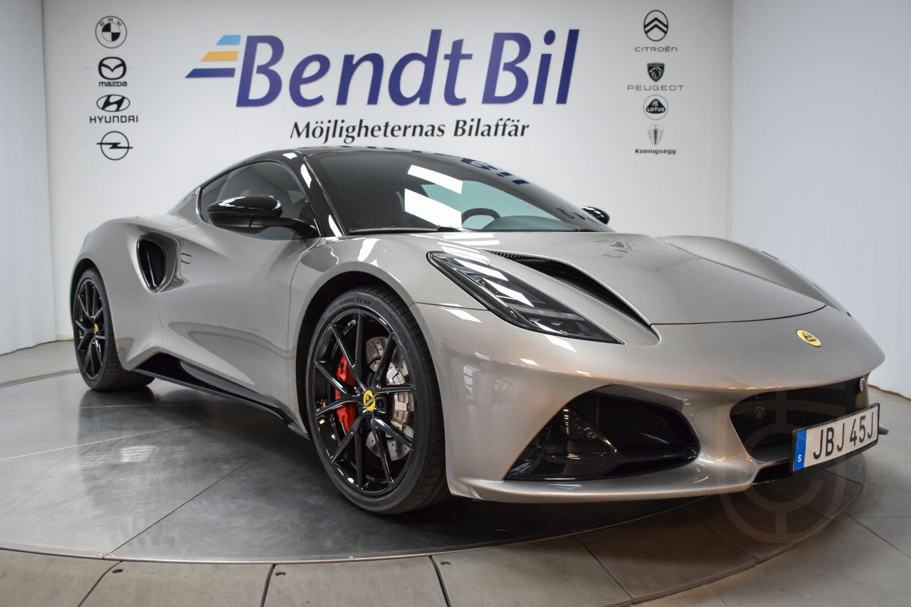 Lotus Emira Turbo