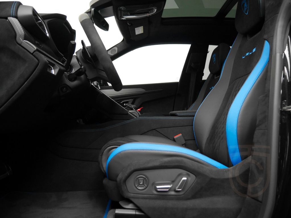 Lamborghini Urus 4.0 V8 Performante*Carbon*Sofort*Alcantara*