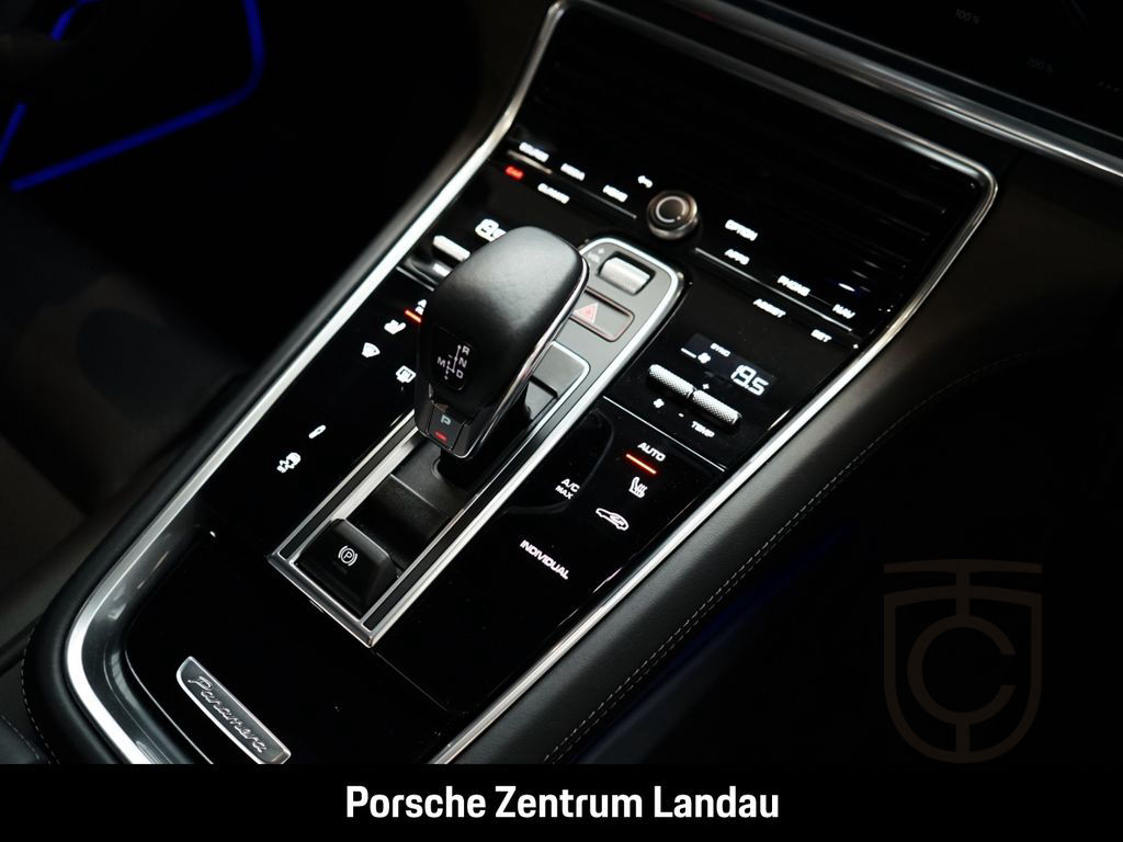 Porsche Panamera 4 E-Hybrid Sport Turismo Platinum Editi
