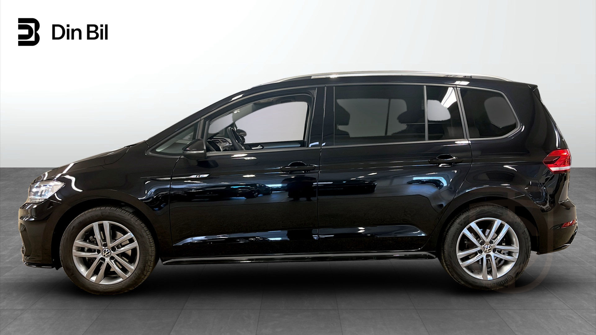 Volkswagen Touran 7-seater