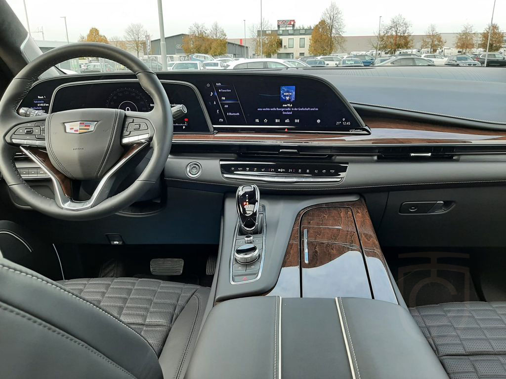 Cadillac Escalade 6.2 V8 Sport Platinum UPE:165000€
