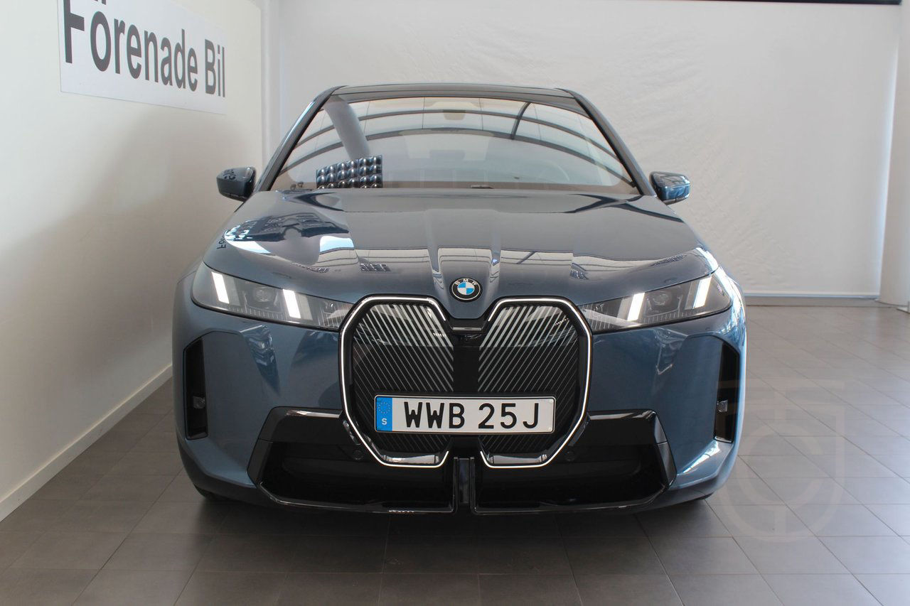 BMW iX xDrive60 M Sport