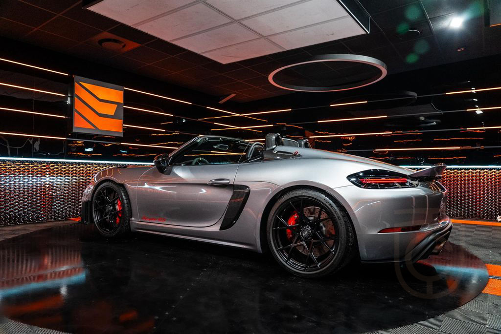 Porsche 718 Spyder RS*1st Hand*Weissach Pack*Lift*PDLS