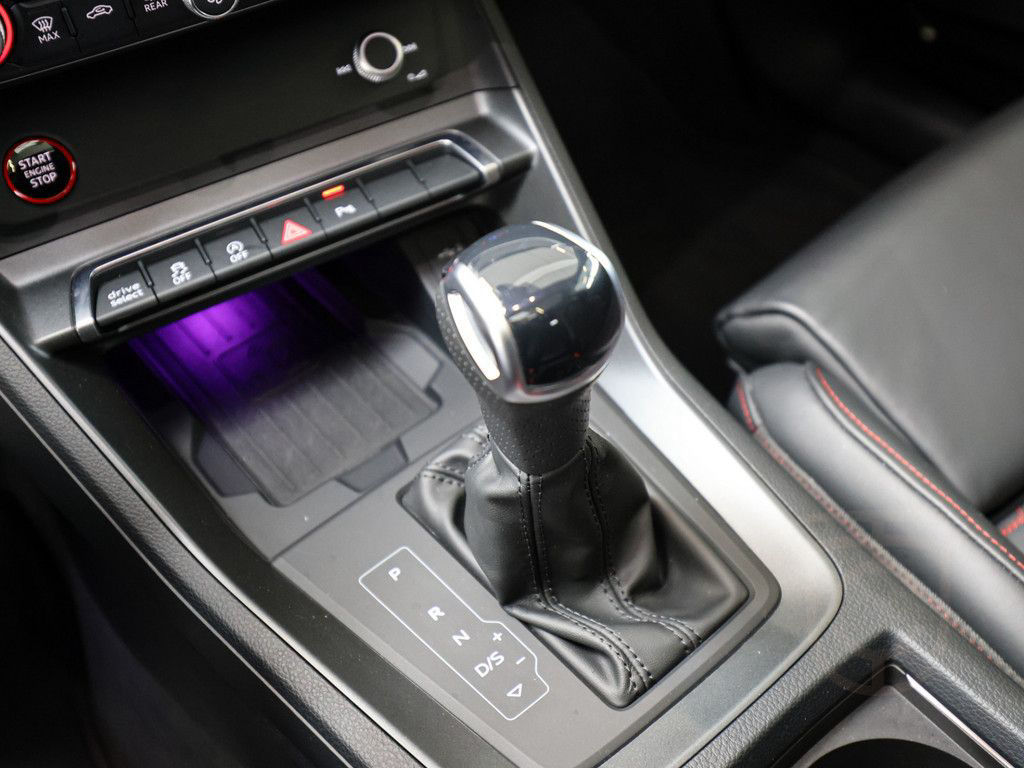 Audi RS Q3 Sportback 2.5 TFSI quattro Black ACC PANO