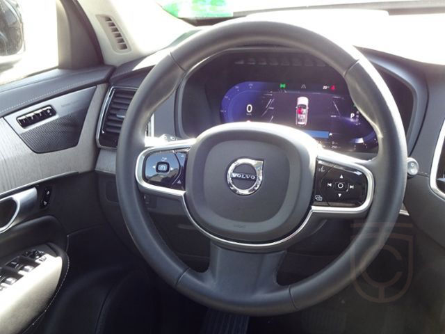 Volvo XC90 T8 Ultimate Bright Plug-In AHK PANO ACC HUD