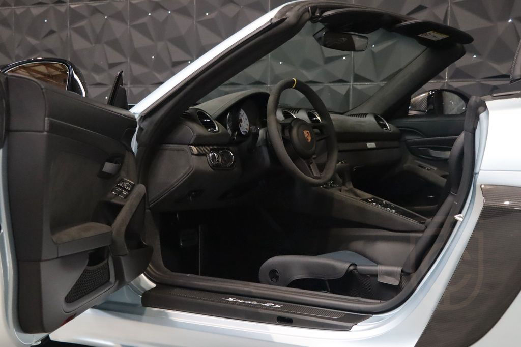 Porsche 718 Spyder RS - PTS - Weissach - Carbon