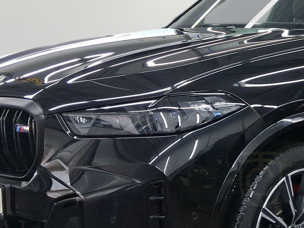 BMW X5 M60i xDrive M-Sportpaket Pro*AHK*Panorama*Par