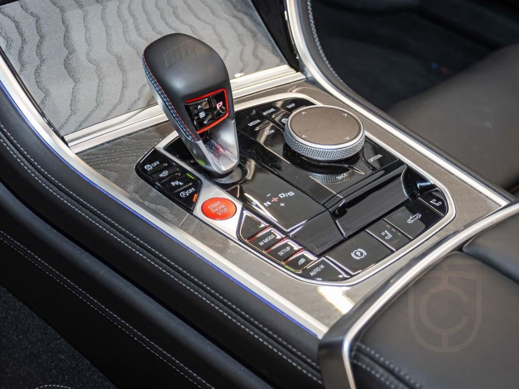 BMW M8 Cabrio+Bowers & Wilkins+Laserlicht+Leder+HUD