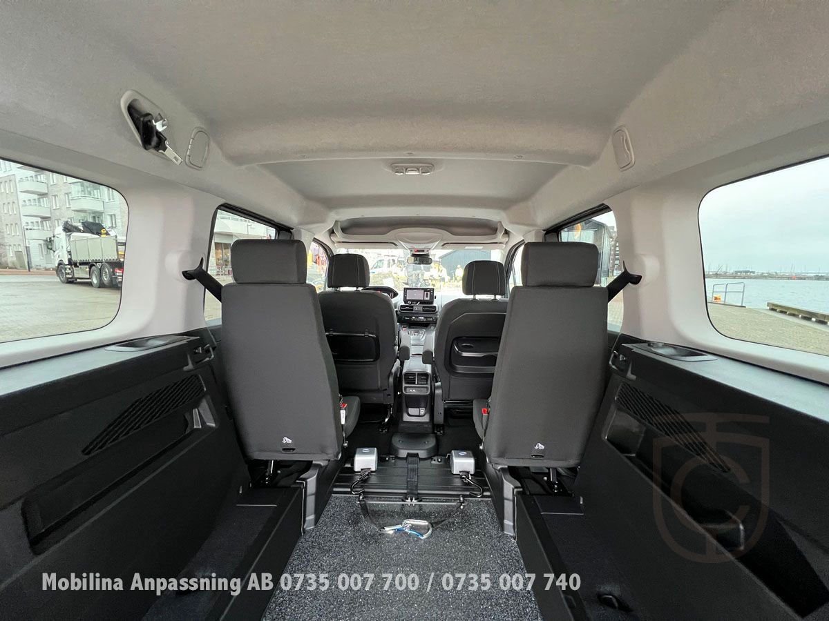 Peugeot Rifter Handikappanpassad Rullstolsbil