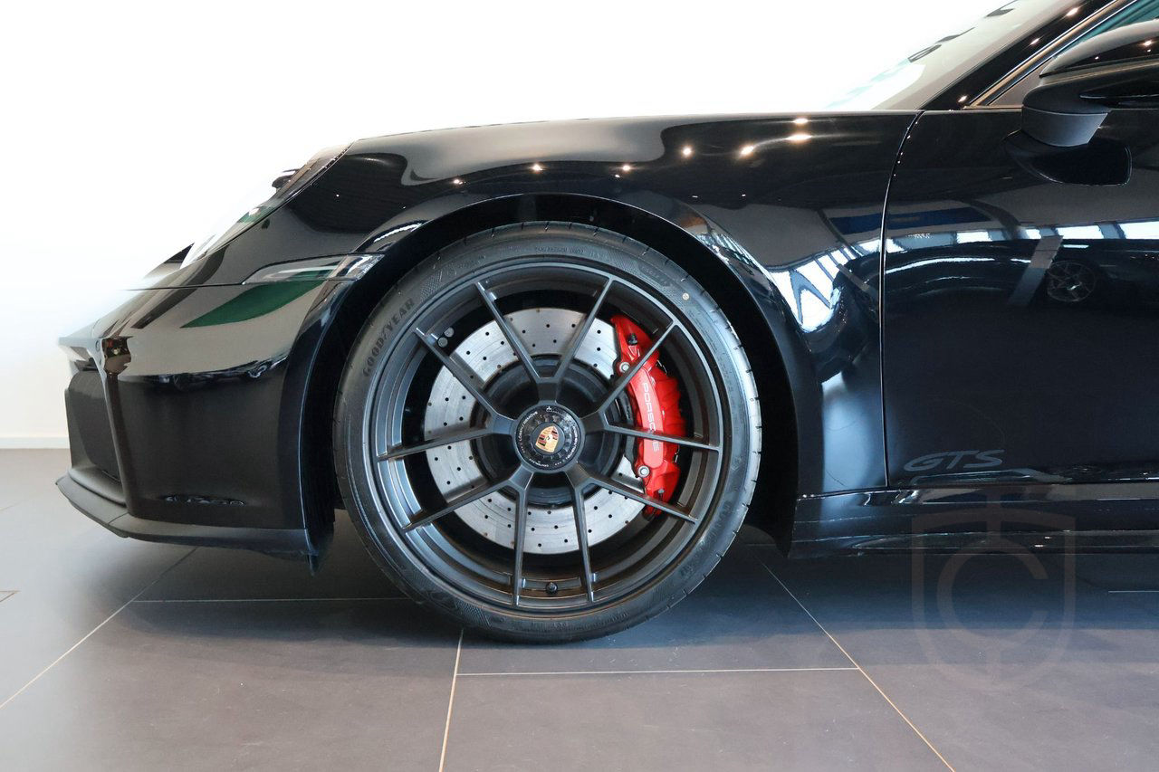 Porsche 911 992.2 Carrera GTS Aerokit