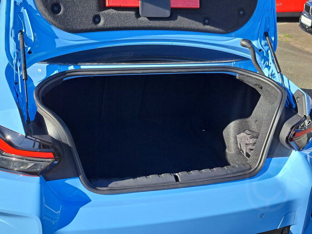 BMW M2 Coupé HK HiFi DAB LED Parking Assistant RFK K