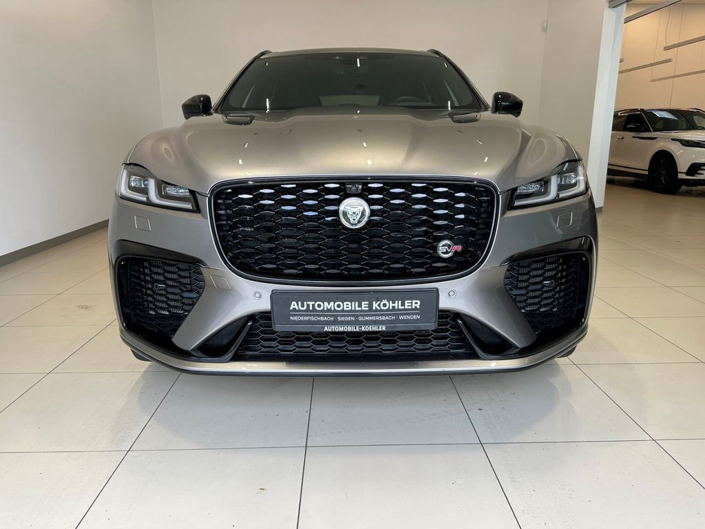 Jaguar F-Pace P550 SVR AHK 22''LM PANODACH HEAD-UP ACC