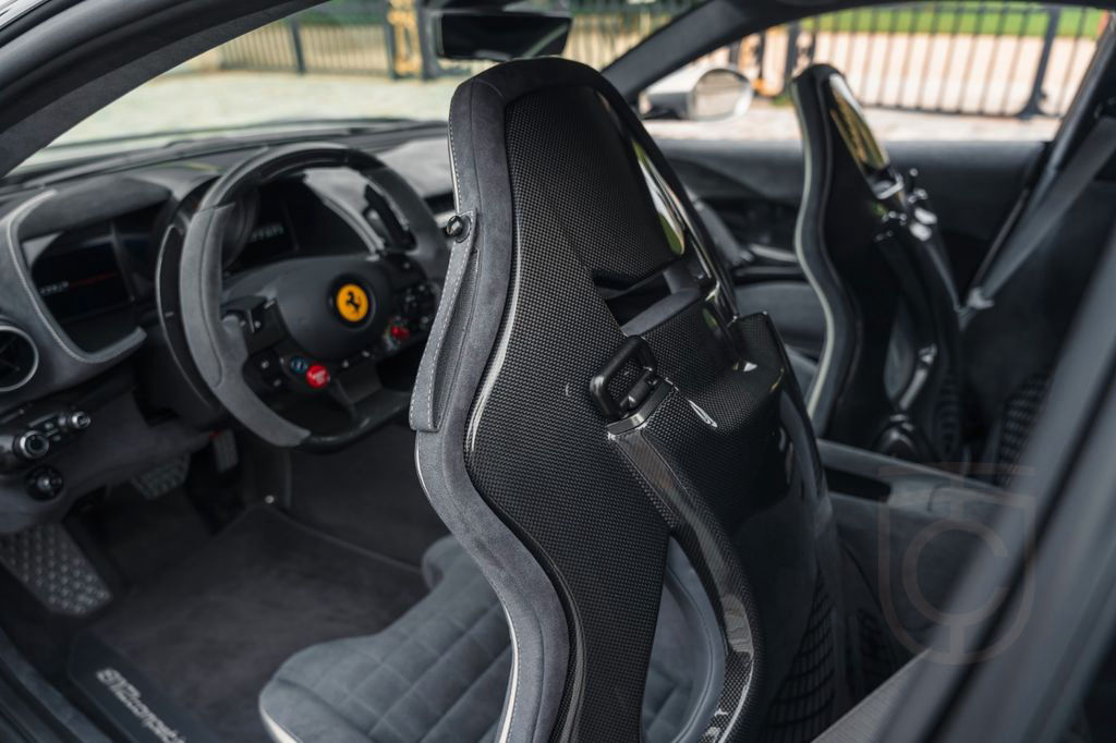 Ferrari 812 Competizione - Atelier, huge spec, 890 kms