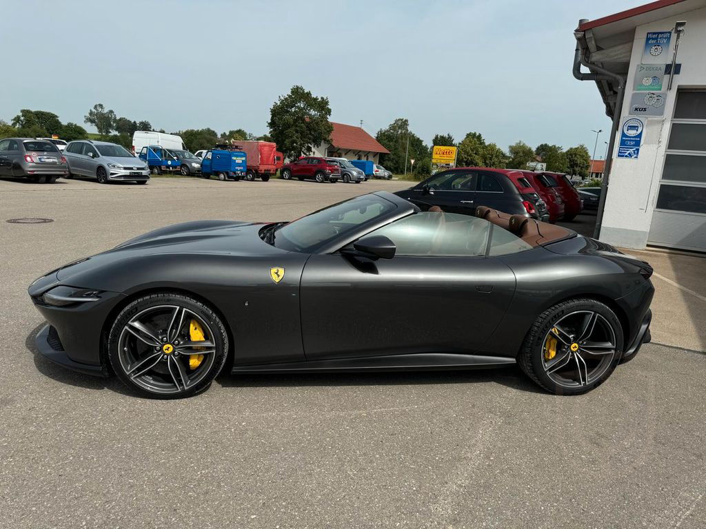Ferrari Roma 3.9 T V8 Spider DCT, in CANNA DI FUCILE