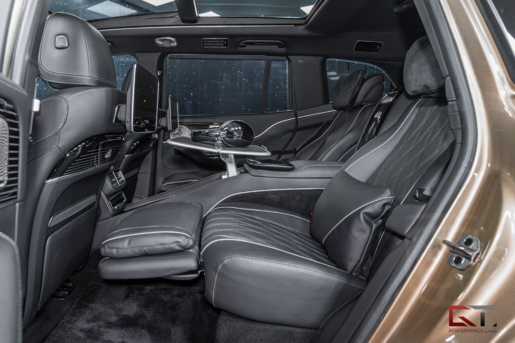 Mercedes-Benz GLS 600 Maybach Two-tone First Class FACELIFT