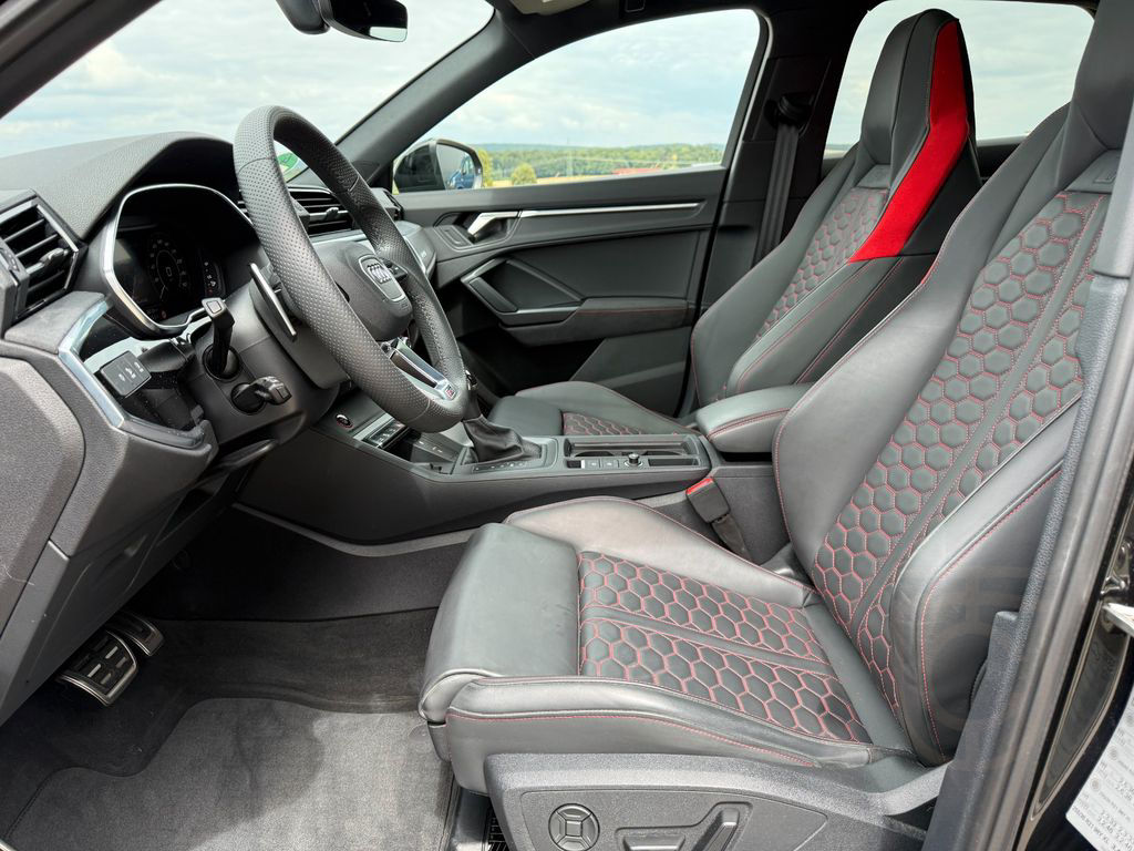 Audi RSQ3 2.5 TFSI S tronic quattro