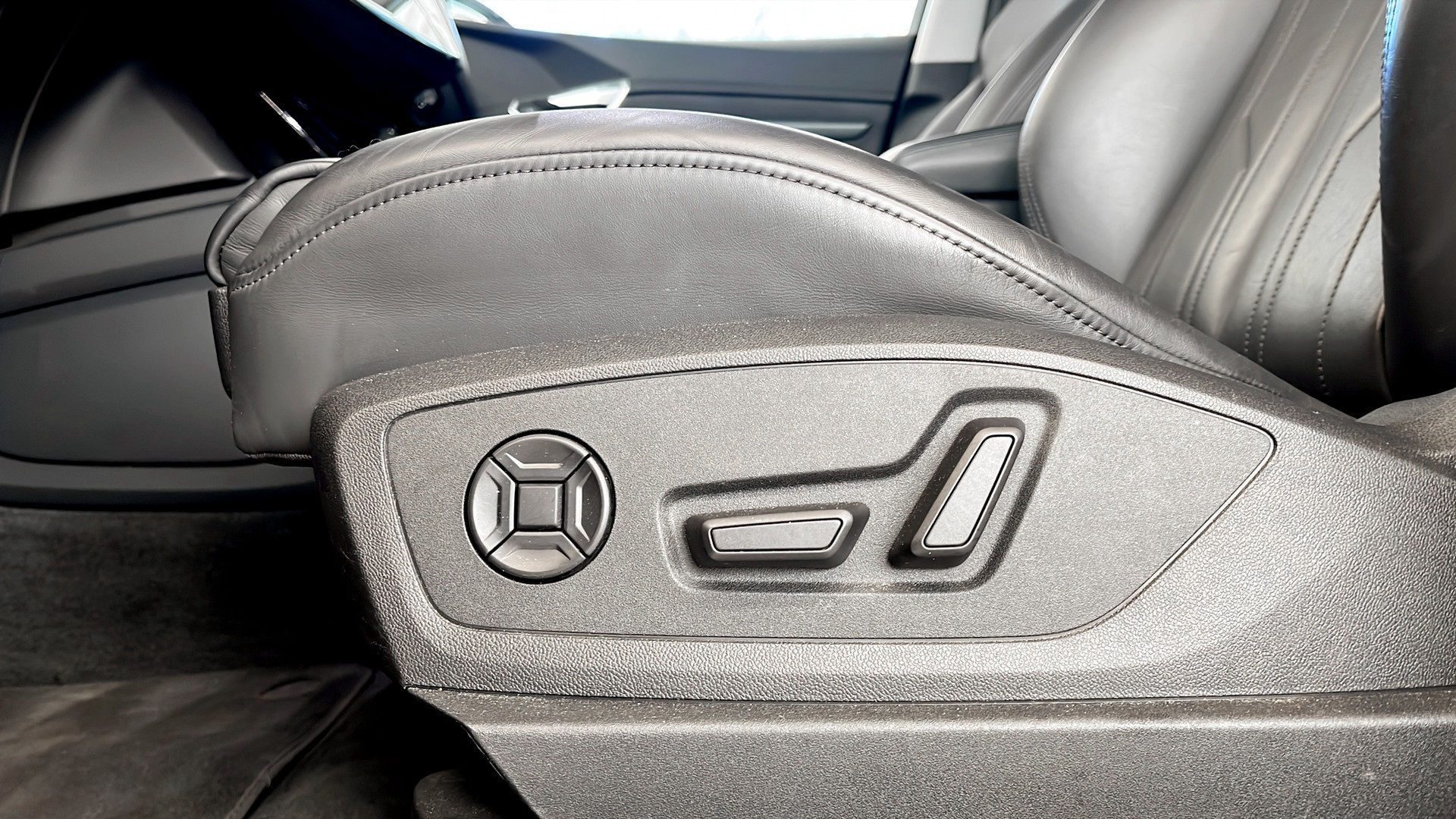 Audi e-tron 55 quattro