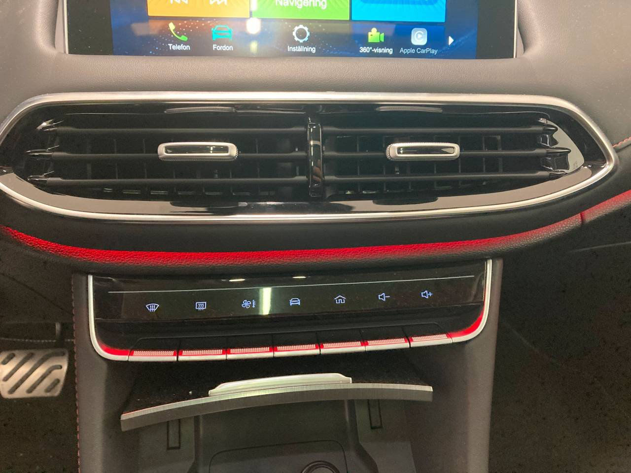 MG EHS Plug-In Hybrid Luxury Panorama