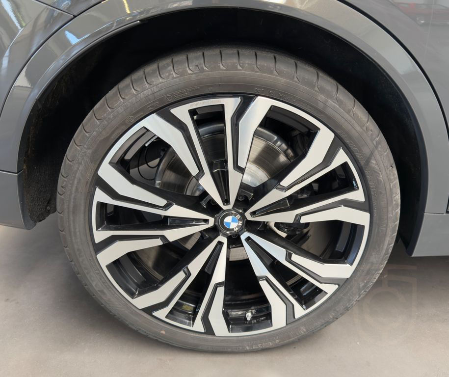 BMW X7 xDrive 40 d M Sportsport / voll / LM 23"/GSHD
