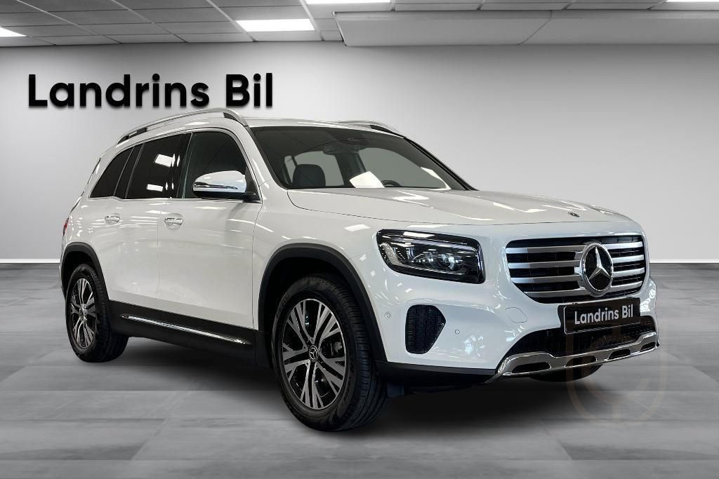 Mercedes-Benz GLB 200 7G-DCT Widescreen Navigation