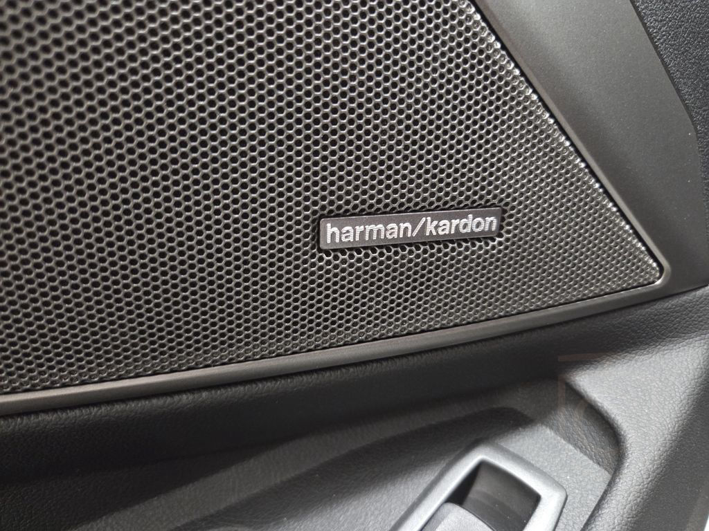 BMW M3 CS Laserlicht HK DA Alcantara Carbon