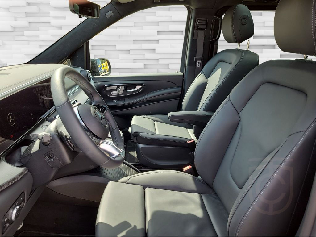 Mercedes-Benz V 300 d Exclusive lang 4x4 AMG Airmatic AHK Pano