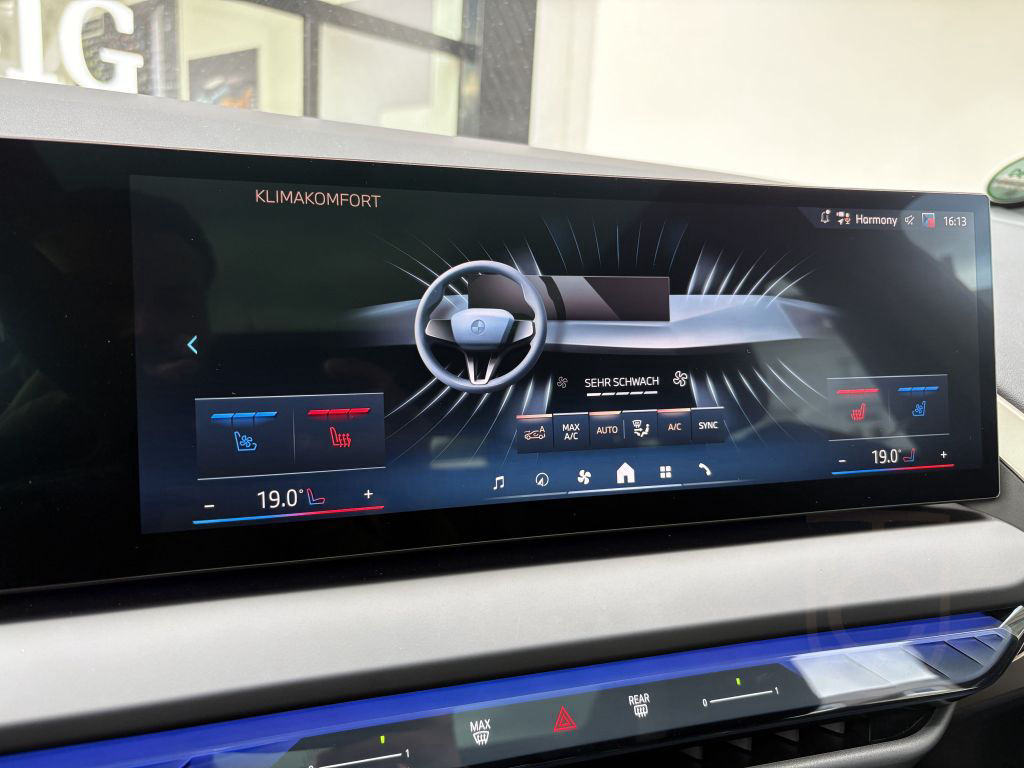 BMW X3 30e xDrive HuD PANO DA PROF PA+ H/K 19"