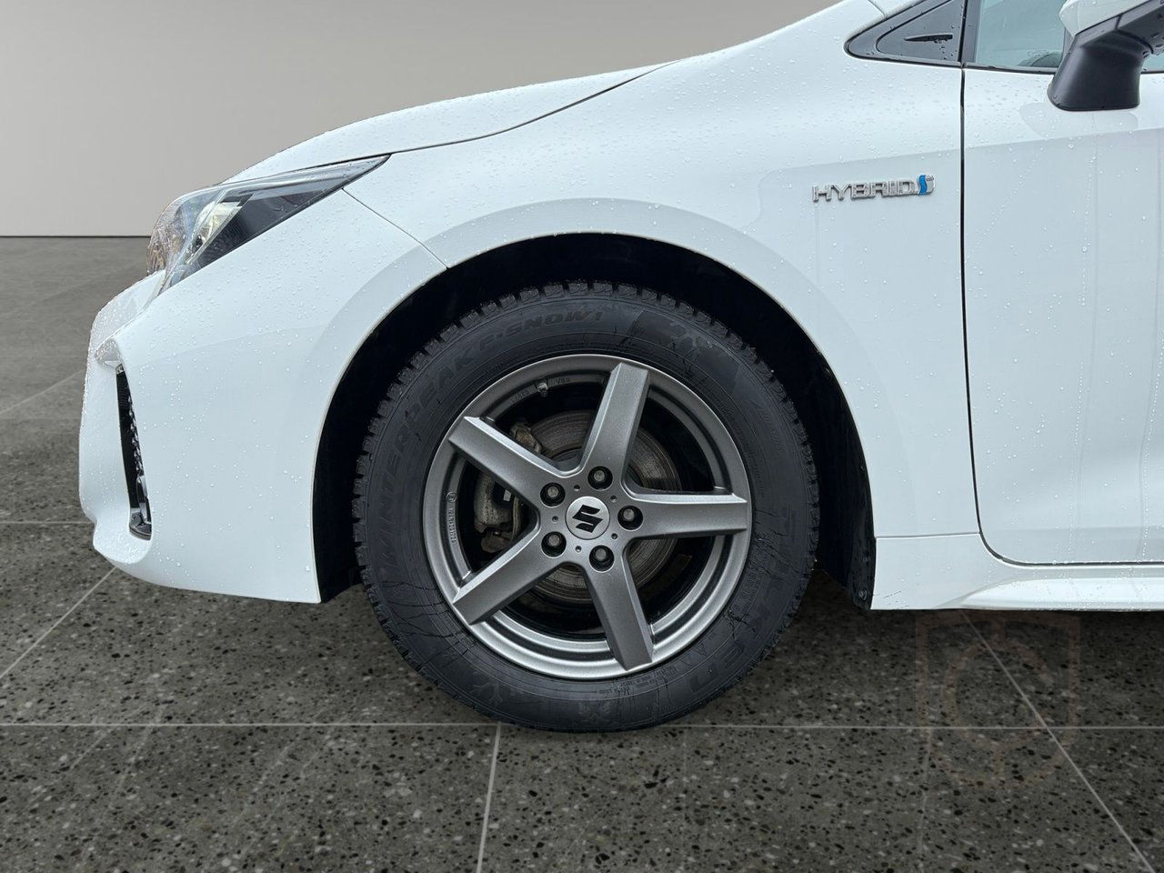 Suzuki Swace Hybrid e-CVT Select ink