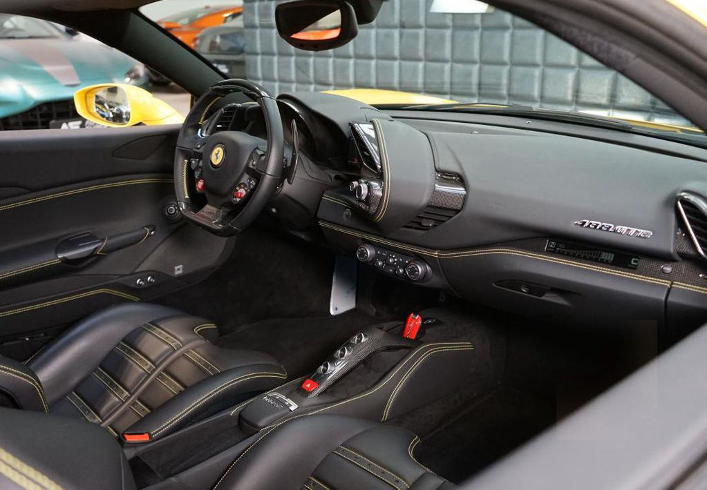 Ferrari 488