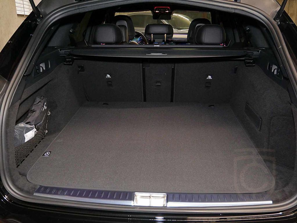 Mercedes-Benz E 450 d 4M T+AMG+DIST.+AHK+PANO+Burmester® 4D+++