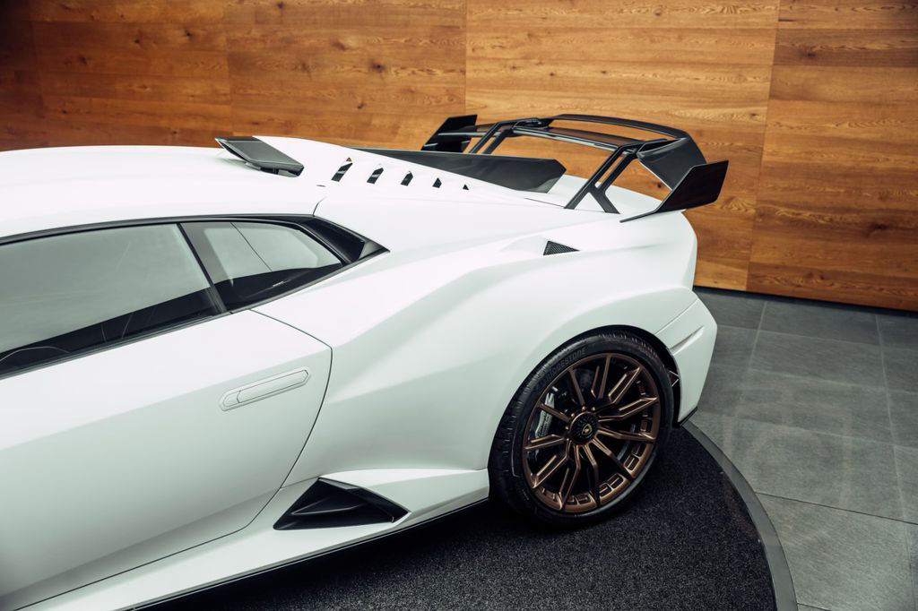 Lamborghini Huracán STO