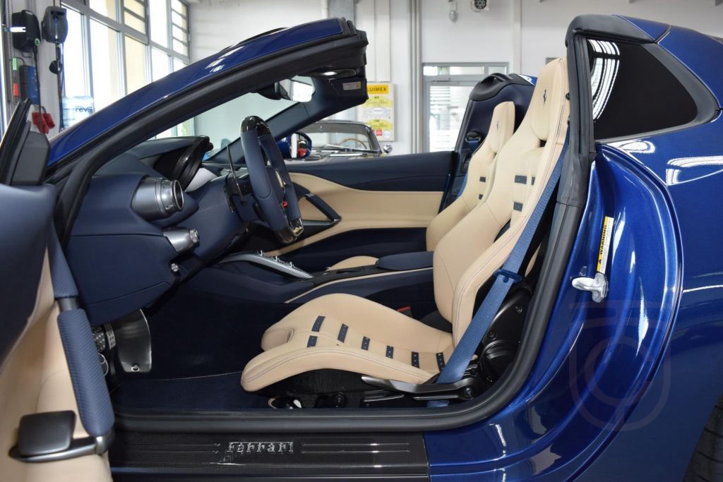 Ferrari 812 GTS