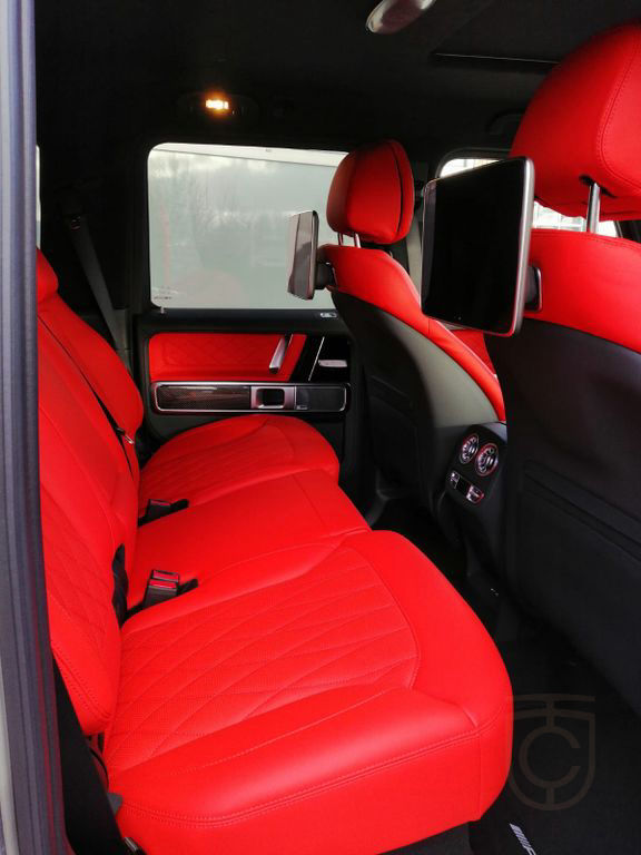 Mercedes-Benz G 63 AMG Carbon-Entertainment-Night-A22 Prod25